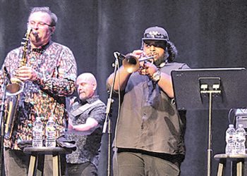 Sugaray Rayford delivers spirit-lifting performance at Jefferson Center